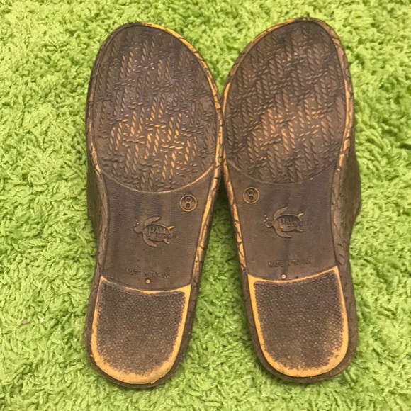 Women’s Jandals - Picture 2 of 5